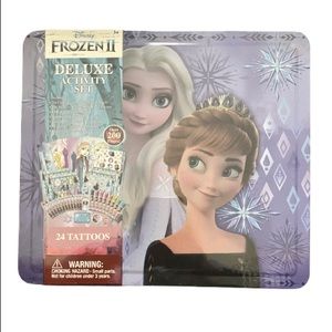 Disney Frozen ll Deluxe Activity Set